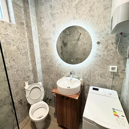 Pearl Marine Daire